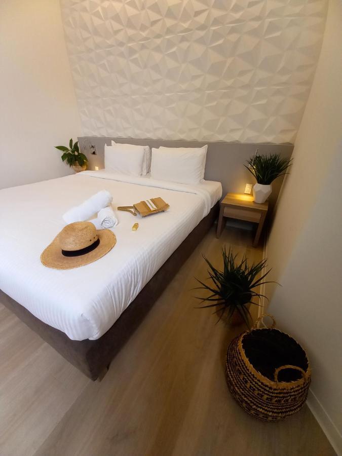 Adonis Cupecoy Hotel Симпсън Бей Екстериор снимка