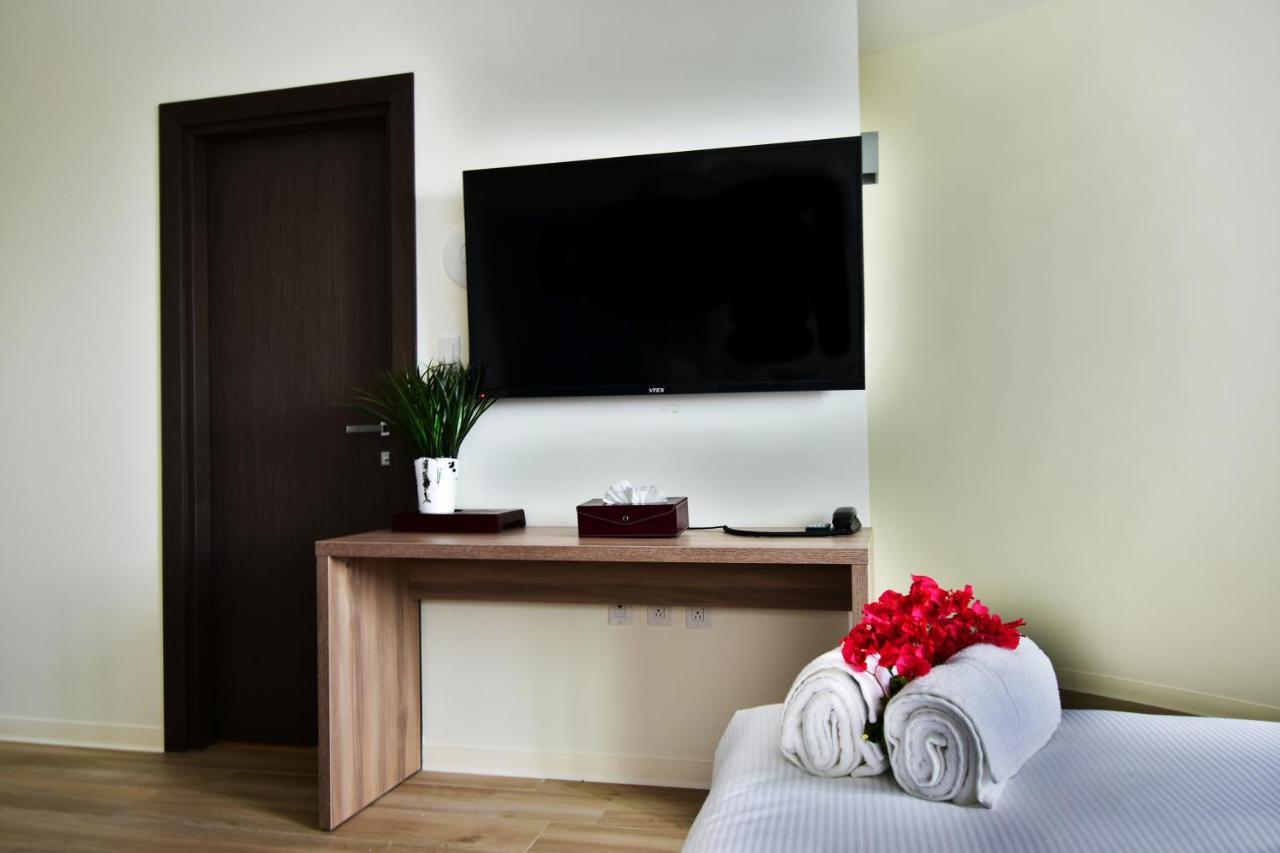 Adonis Cupecoy Hotel Симпсън Бей Екстериор снимка